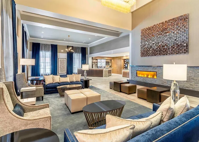 Dover Plains Hotels