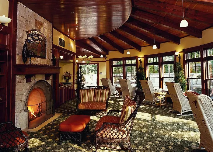 Pet friendly Mohonk Mountain House Hotel New Paltz