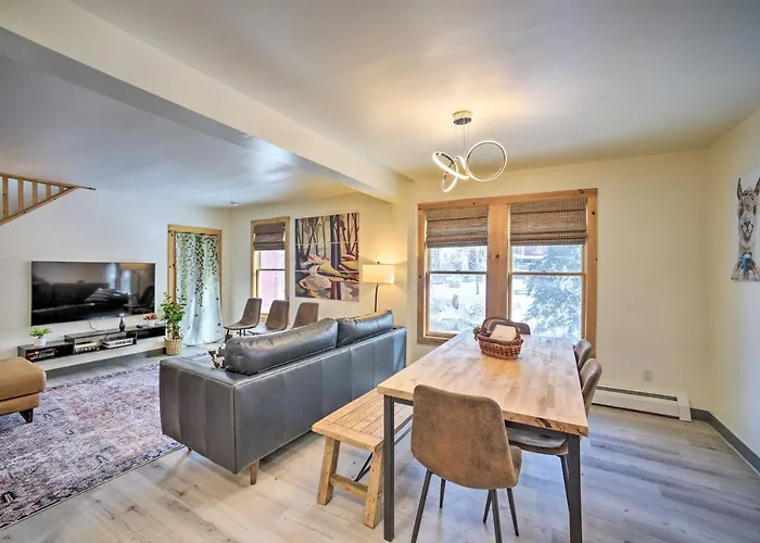 Pet friendly Waterfront Home - Walk To Downtown Saranac Lake!