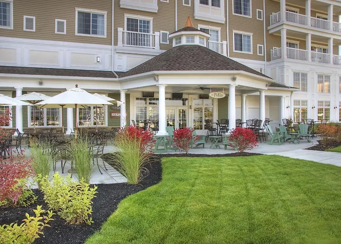 Watkins Glen Hotels