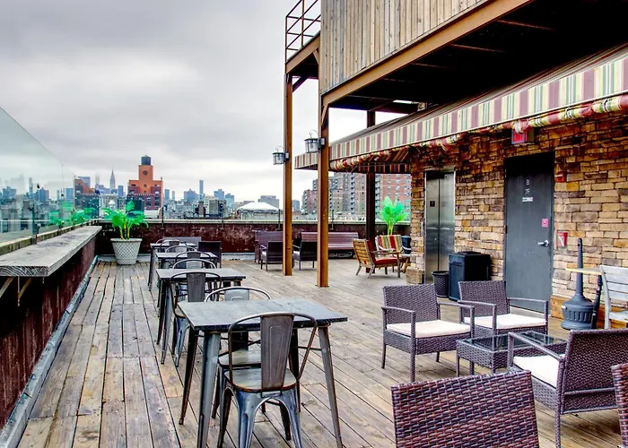 New York hotels near Trinity Church