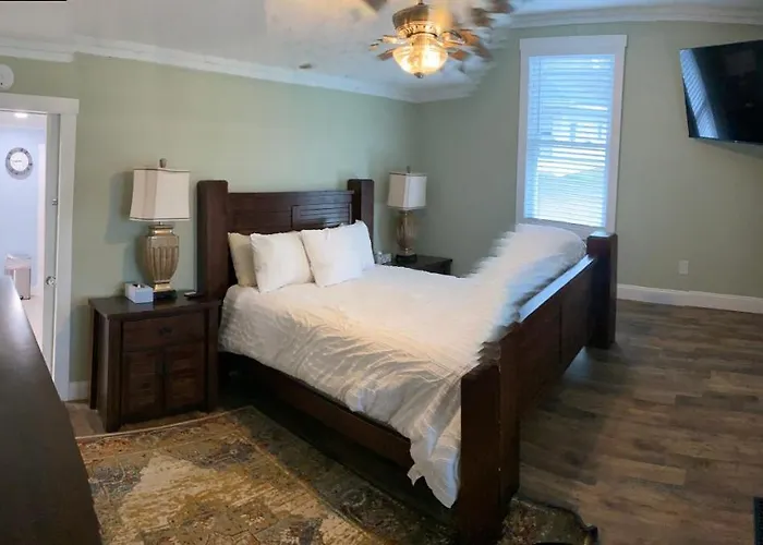 Cabin Rentals in Cooperstown