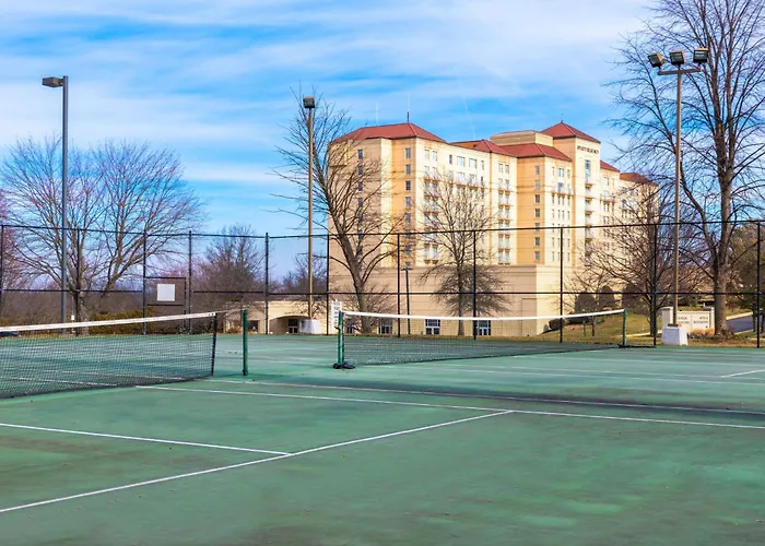 Hauppauge Hotels
