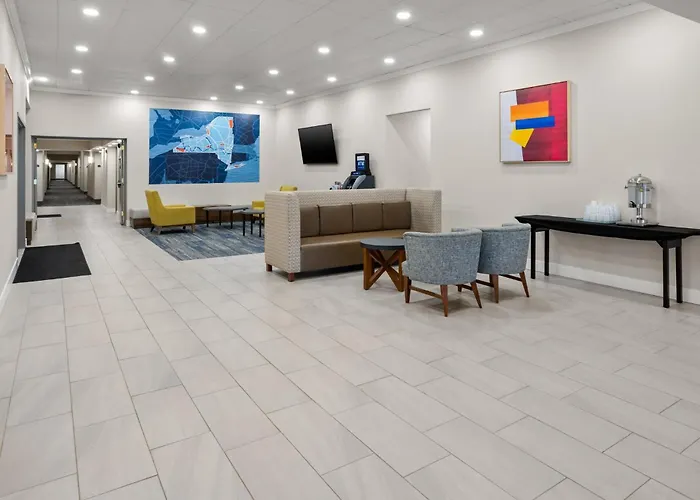 Centereach Hotels