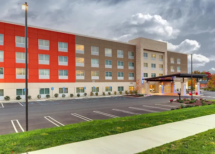 Middletown hotels near National Shrine of Our Lady of Mount Carmel