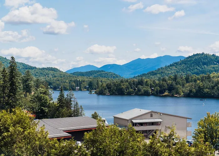 Lake Placid hotels near Whiteface Lake Placid
