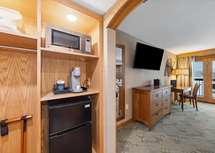 Golden Arrow Lakeside Resort Lake Placid