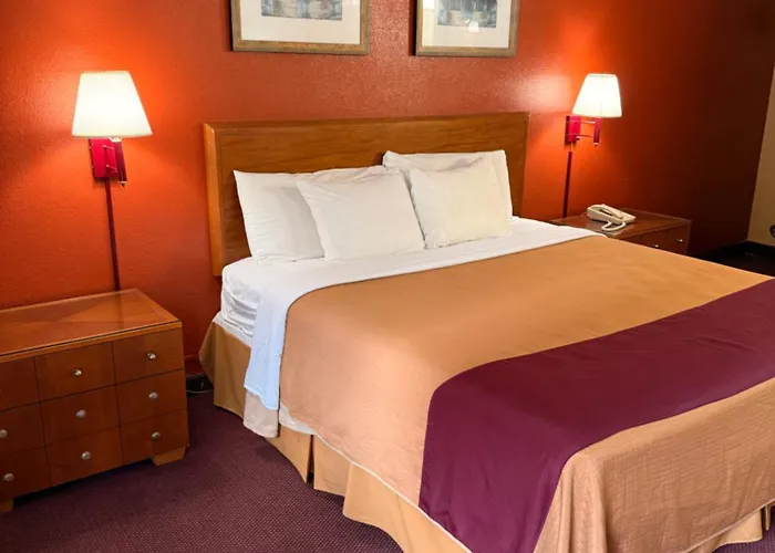 Schenectady Cheap Hotels