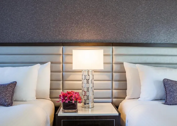 New York hotels near The High Line