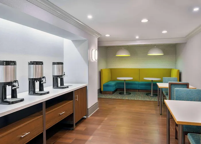 Hampton Inn Buffalo-Airport Galleria Mall Cheektowaga