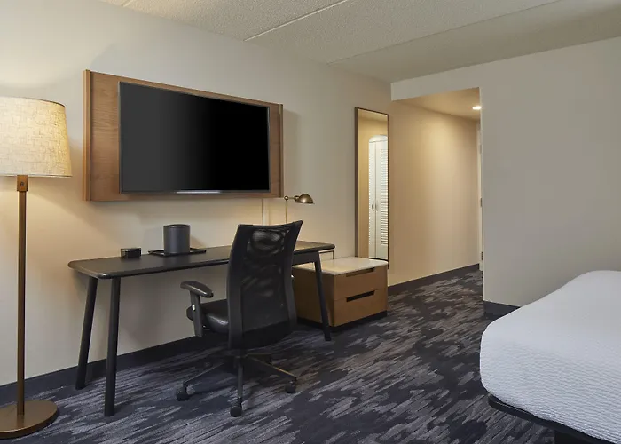 Fairfield Inn & Suites By Marriott Albany Airport
