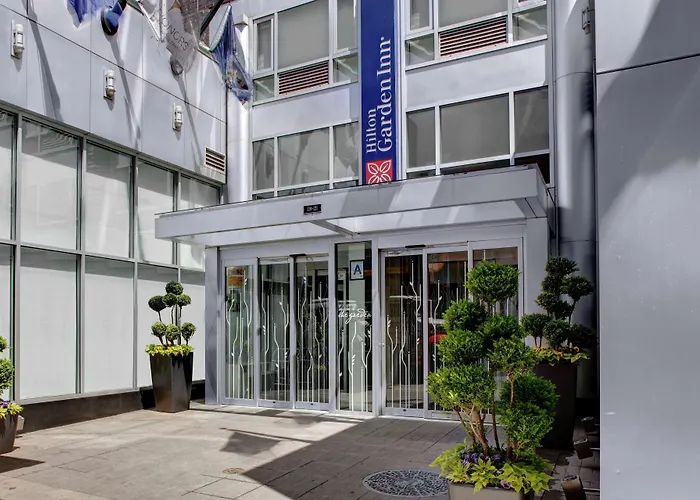 Pet friendly Hilton Garden Inn New York/Manhattan-Chelsea