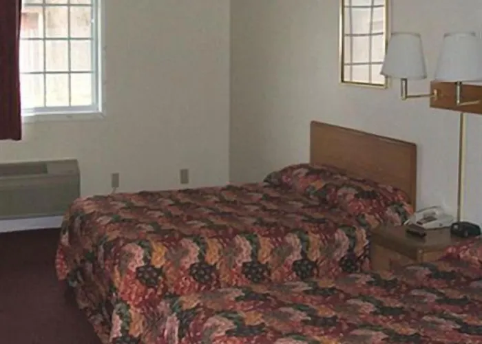 Sharon Springs Hotels