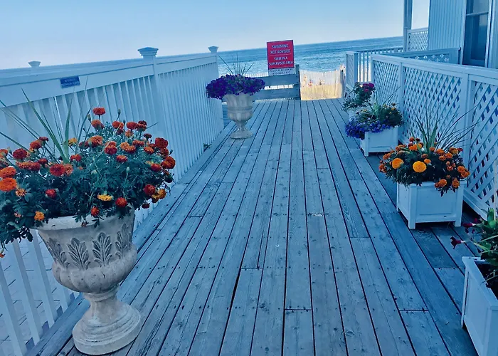 Montauk hotels near Hither Hills