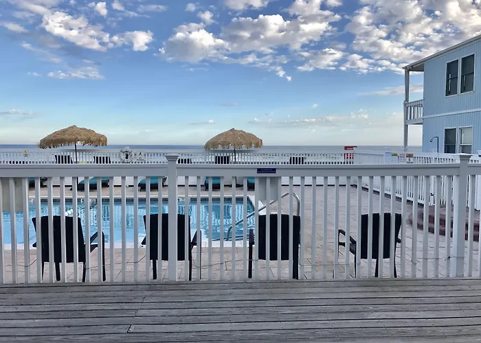 Montauk hotels near Ditch Plains Beach