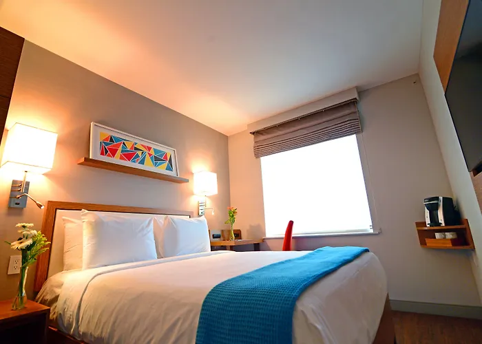 Edge Hotel Washington Heights New York
