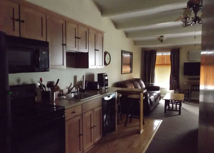 Ogdensburg Hotels