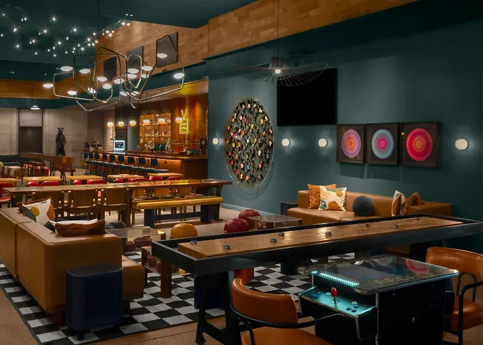 Moxy Nyc Downtown Hotel New York