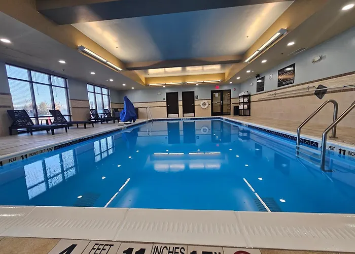 Potsdam hotels near North Country Children's Museum