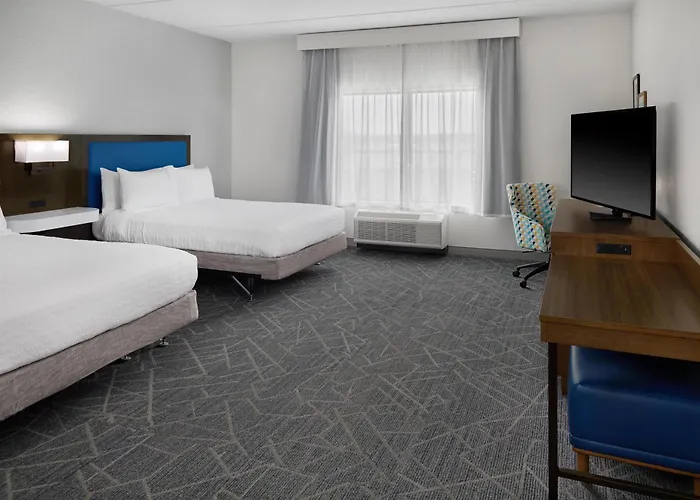 Hampton Inn & Suites Syracuse North Airport Area North Syracuse With a Casino