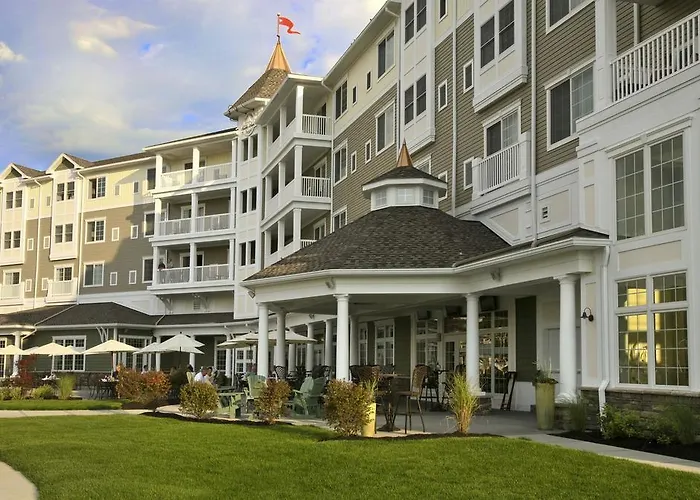 Waverly Hotels