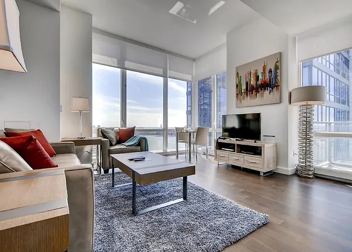 New York Vacation Rentals with pool