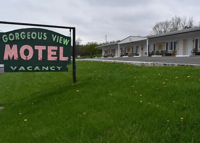 Watkins Glen hotels near Watkins Glen State Park Six Nations Camping Area